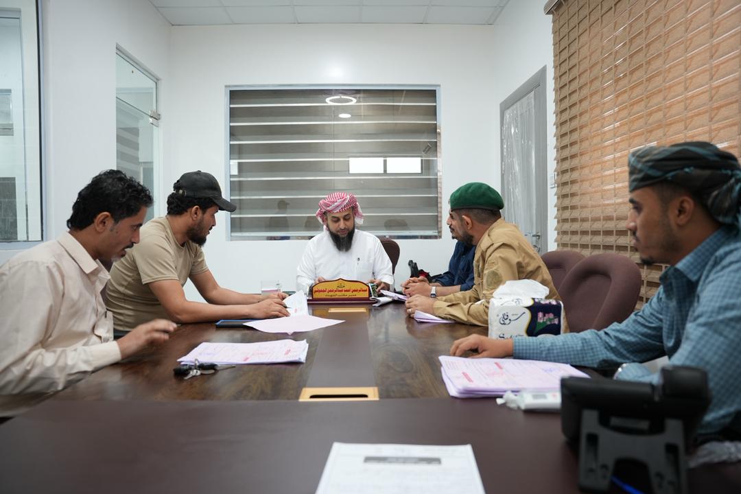 المحرمي يوجِّه بصرف مكرمة لأسر شهداء القوات الجنوبية في أحداث حضرموت - المحرمي يوجِّه بصرف مكرمة لأسر شهداء القوات الجنوبية في أحداث حضرموت -